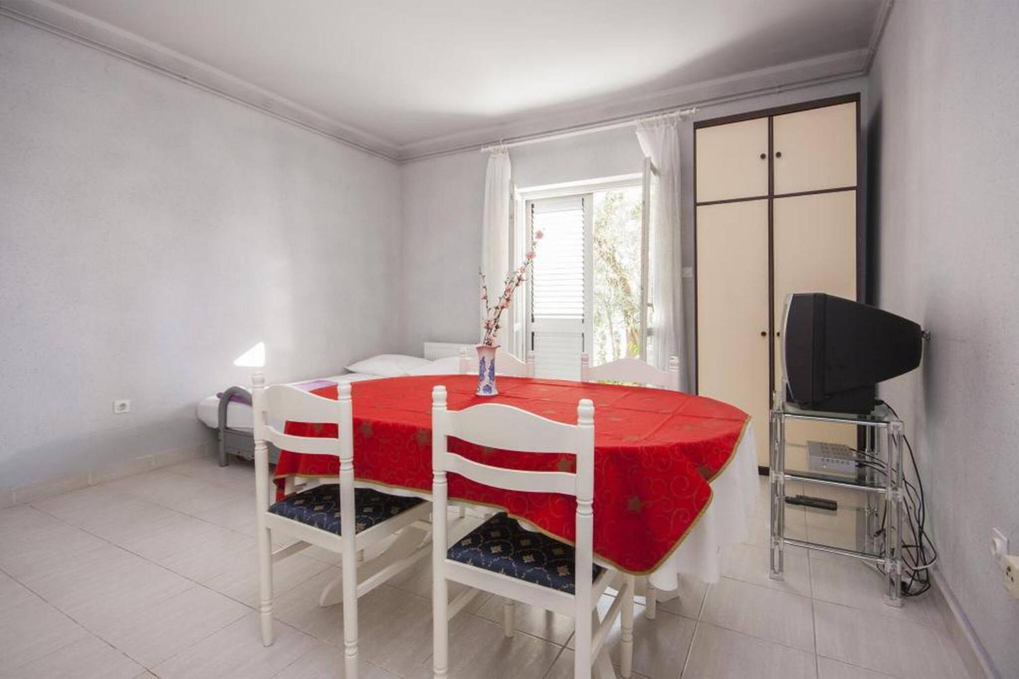 Apartments Zdenka Brodarica  Extérieur photo