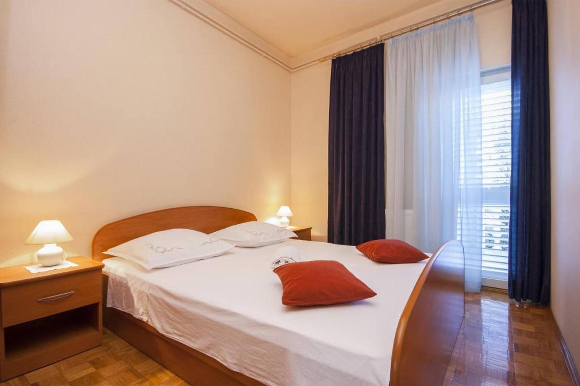 Apartments Zdenka Brodarica  Extérieur photo