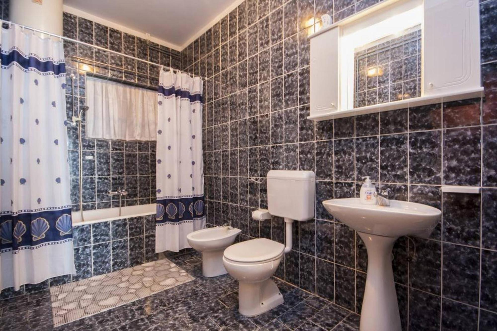 Apartments Zdenka Brodarica  Extérieur photo